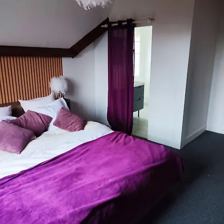 Chambre Spacieuse Privee Avec Jaccuzi *
