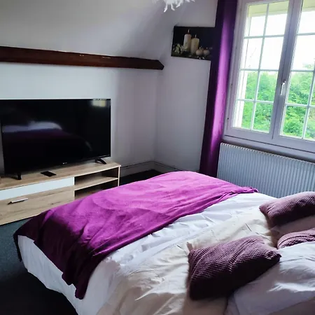 Chambre Spacieuse Privee Avec Jaccuzi Homestay Talmas